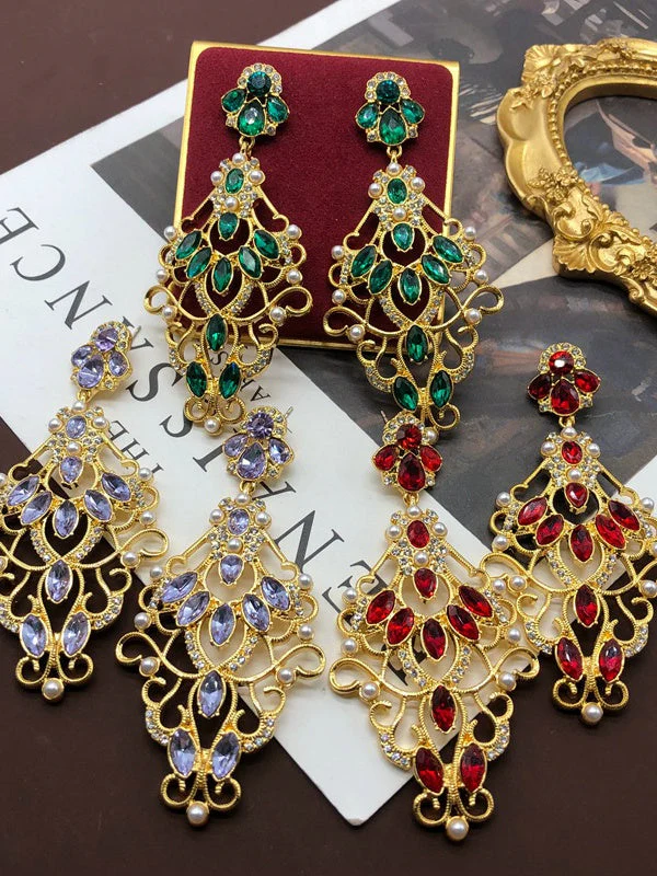 Hollow Carved Pattern Gemstones Light Luxury Gold-plated Shoulder-sweep Earrings - Image 2