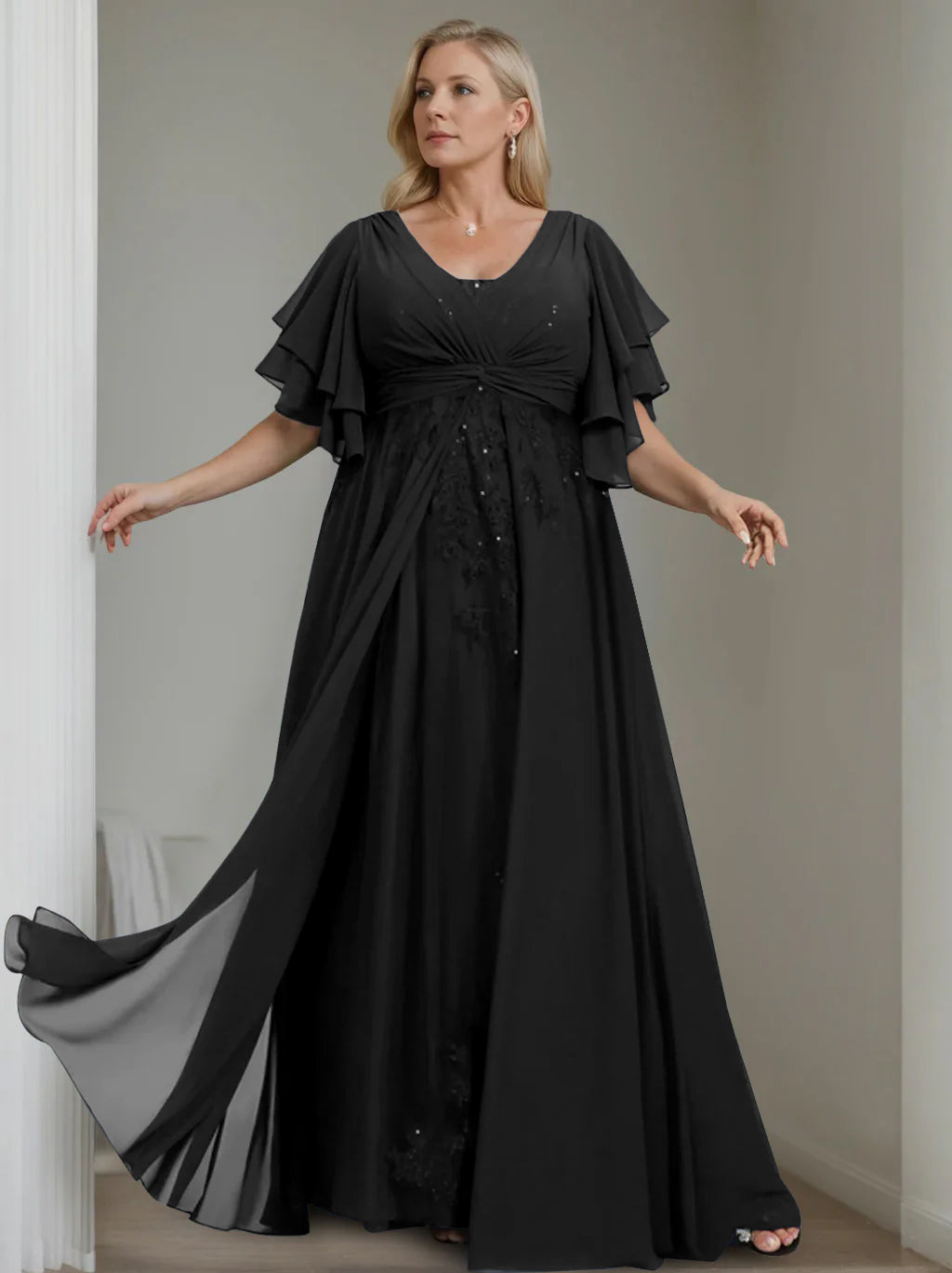A-Line/Princess V-Neck Half Sleeves Floor-Length Unique Plus Size Mother of the Bride Dresses with Sequins & Ruffles - 이미지 3