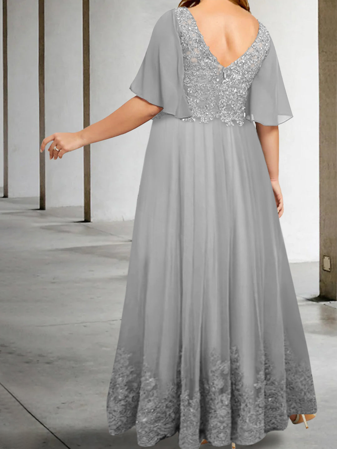 A-Line/Princess V-Neck Half Sleeves Floor-Length Plus Size Mother of the Bride Dresses with Appliques - Image 2