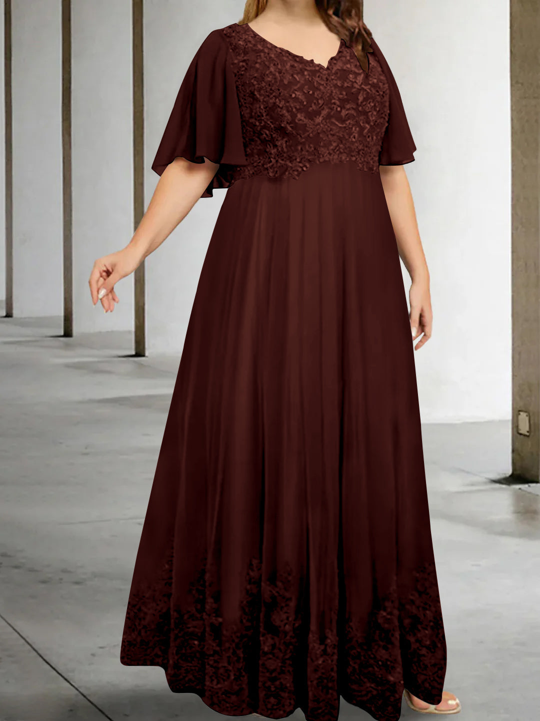 A-Line/Princess V-Neck Half Sleeves Floor-Length Plus Size Mother of the Bride Dresses with Appliques - Image 6