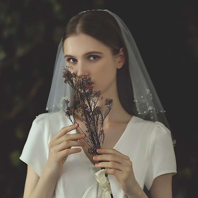 Two-tier Cute / Stylish / Birthday Wedding Veil  with Faux Pearl Tulle - Image 4