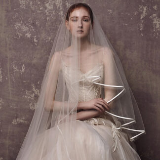 One-tier Cute / Sweet Wedding Veil Chapel Veils with Solid Tulle