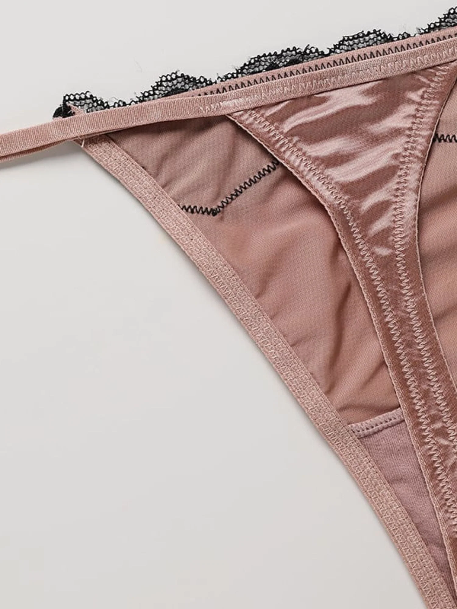 Sexy Charming Dreamy Lace Breathable Polyester Panty - 이미지 9