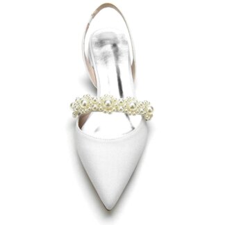 Women's Wedding Shoes Closed Toe Low Heel Sparkling Elegant Buckle Bridal Shoes with Pearls