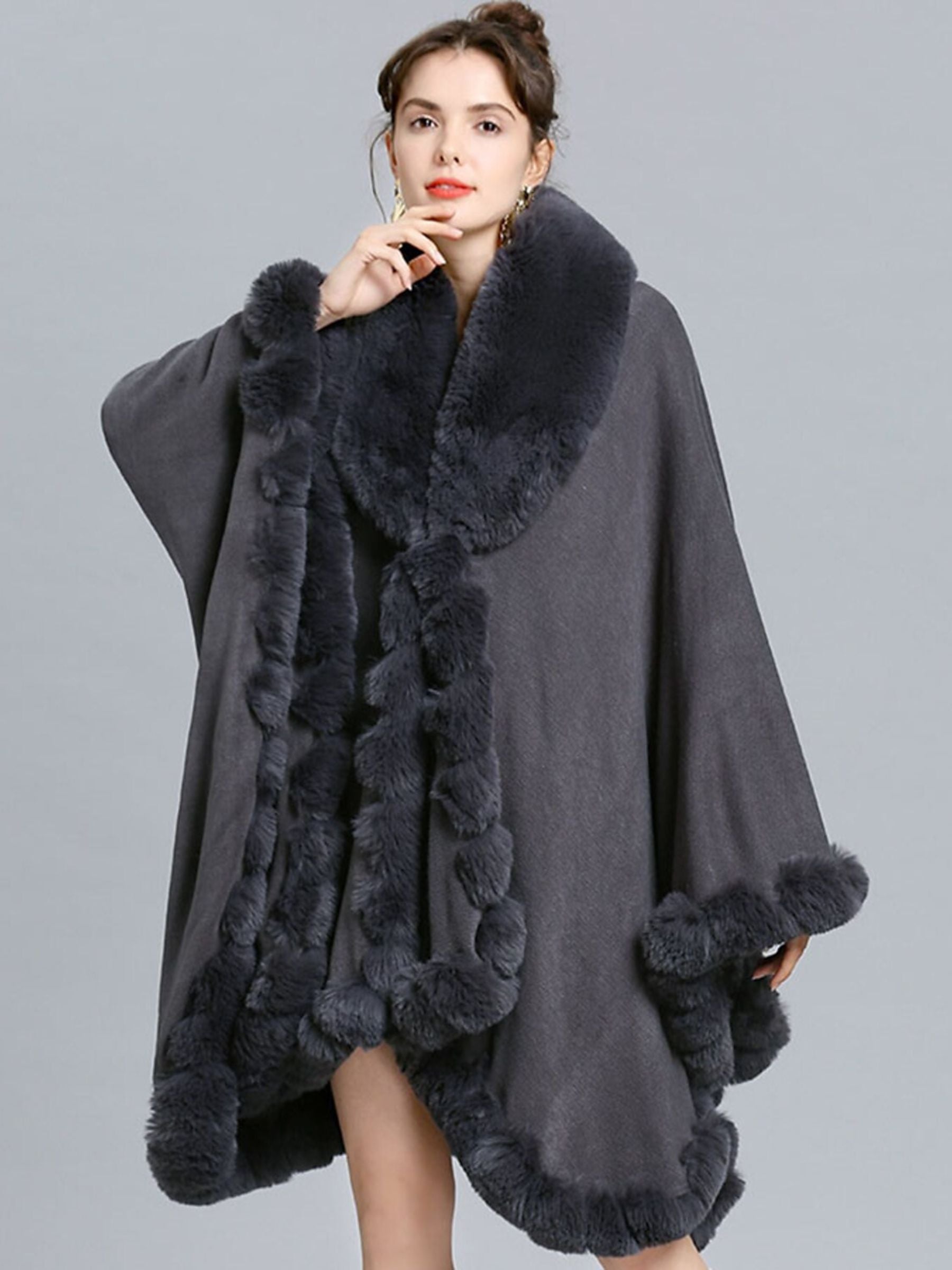 Women‘s White Fashionable Faux Fur Long Sleeves Wrap Cloak with Pure Color - Image 4