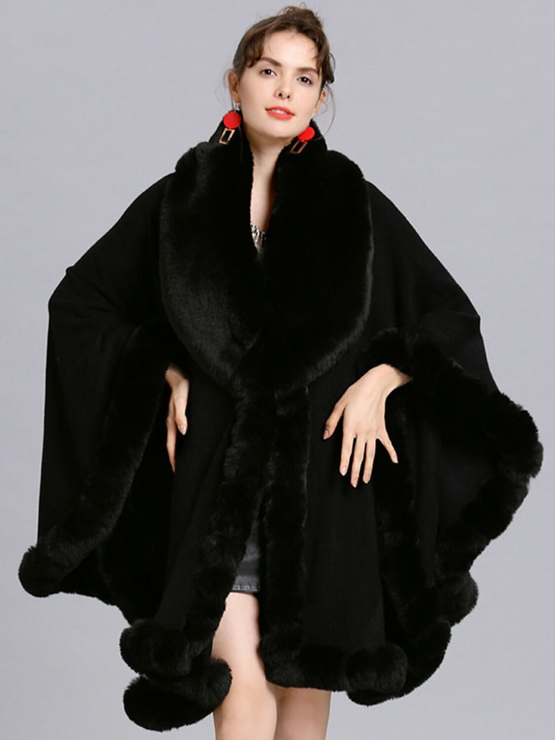 Women‘s White Fashionable Faux Fur Long Sleeves Wrap Cloak with Pure Color - Image 12